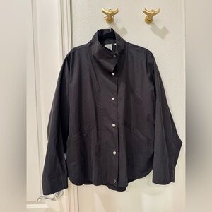 Toteme Summer parachute jacket in black